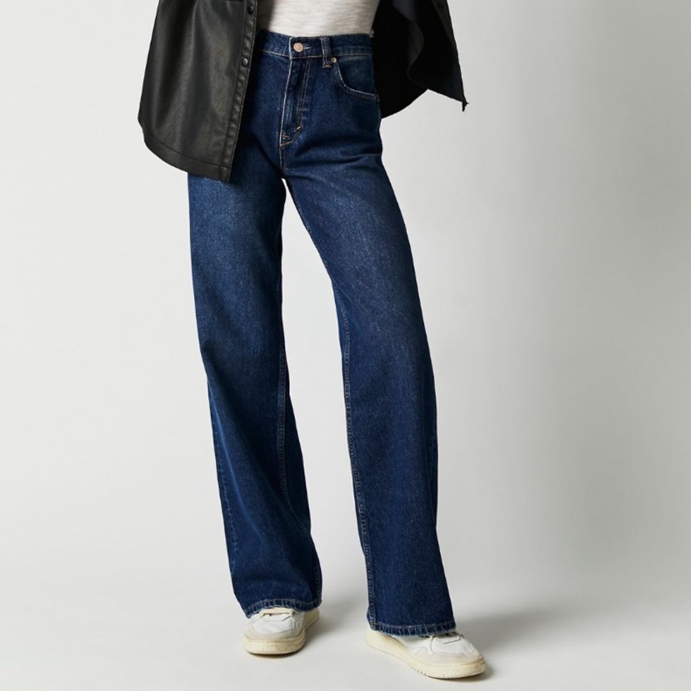 Free People- We The Free Baggy high rise jeans